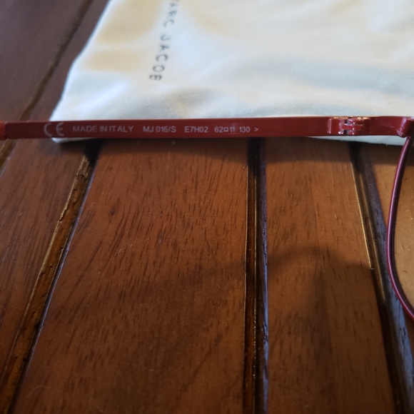Authentic Red Marc Jacobs Sunglasses - Picture 3 of 6